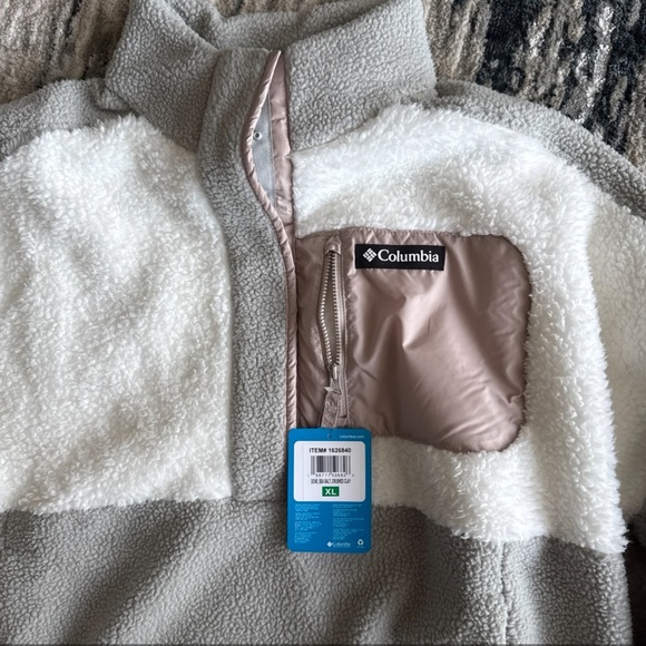 NWT Columbia Ladies' Half Snap Sherpa Fleece Pullover, Grey - Picture 3 of 7